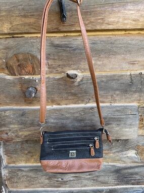 Stone Mountain Two-Tone Black and Cognac Leather Tote
